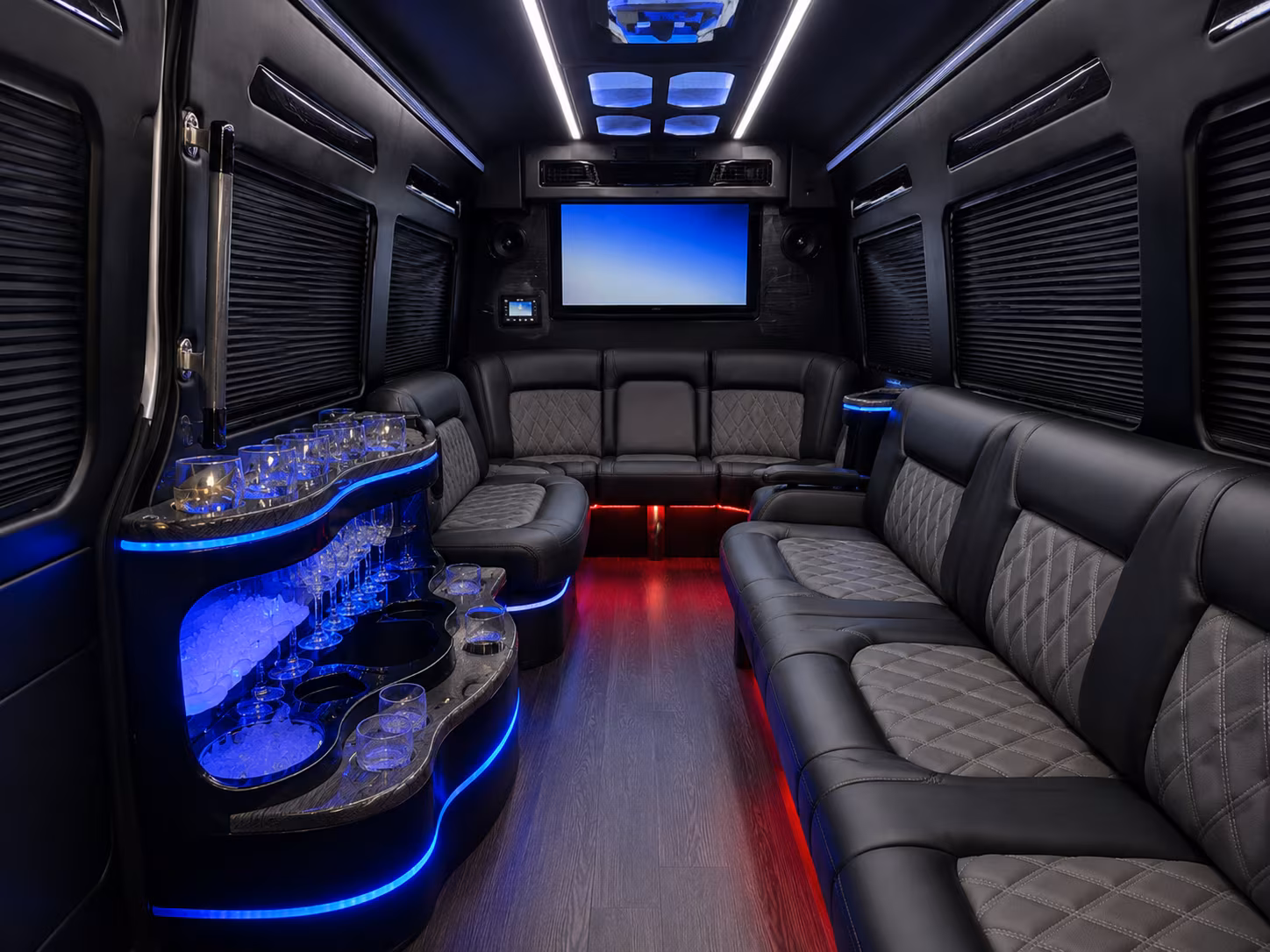 bus rental options for everett trips