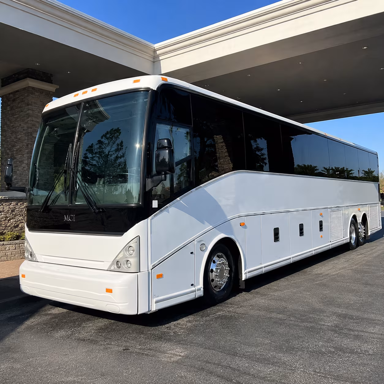 everett military base transfer and troop movement buses