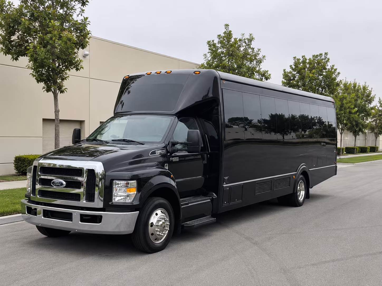prom party buses for every everett and mukilteo high school